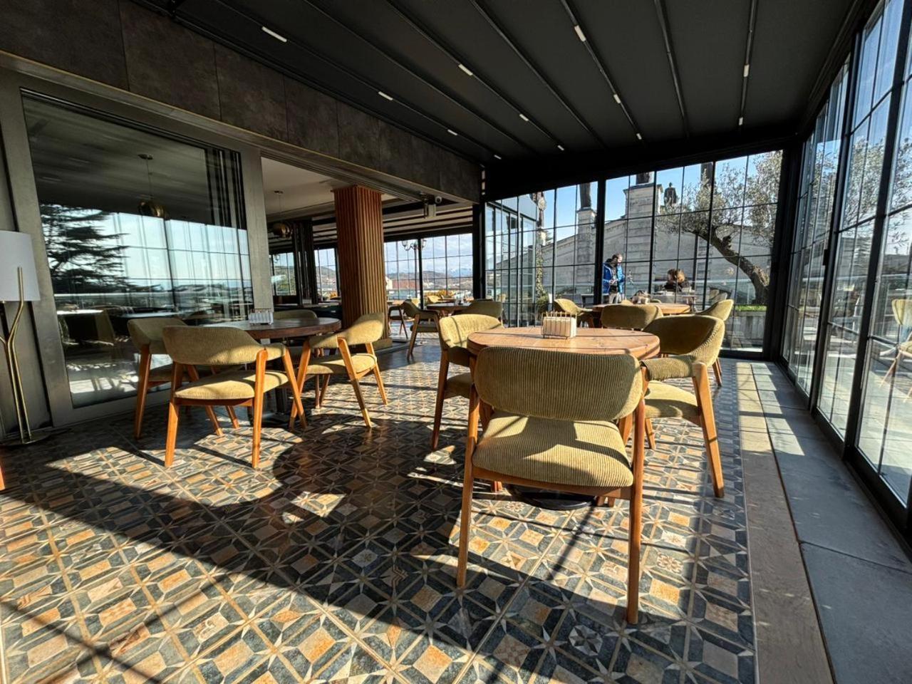 Grand Opera Hotel Κουτάισι Εξωτερικό φωτογραφία