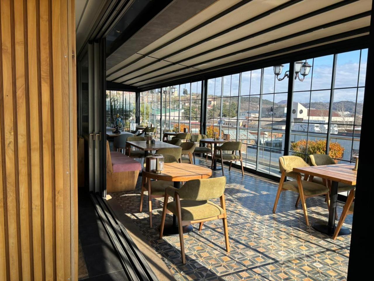 Grand Opera Hotel Κουτάισι Εξωτερικό φωτογραφία